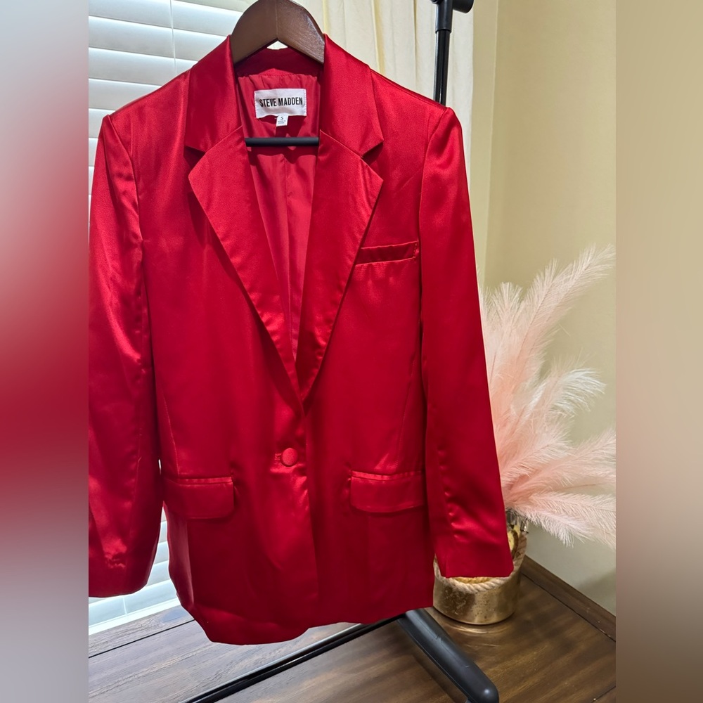 Steve Madden Satin Blazer